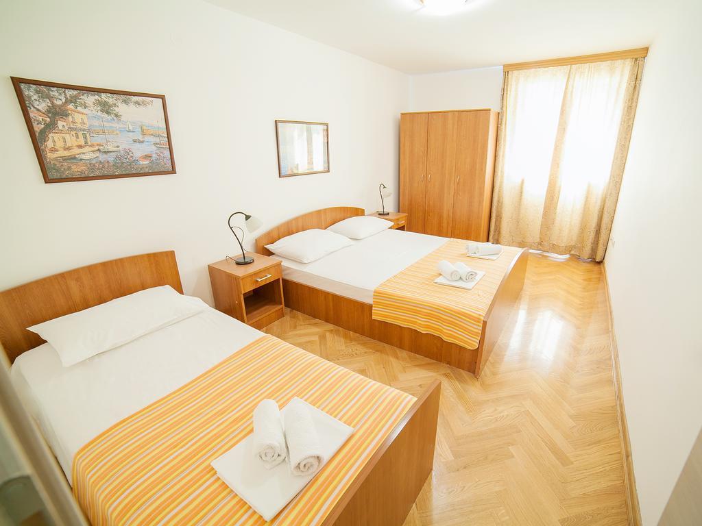 Apartments Ivan Petrovac Room photo