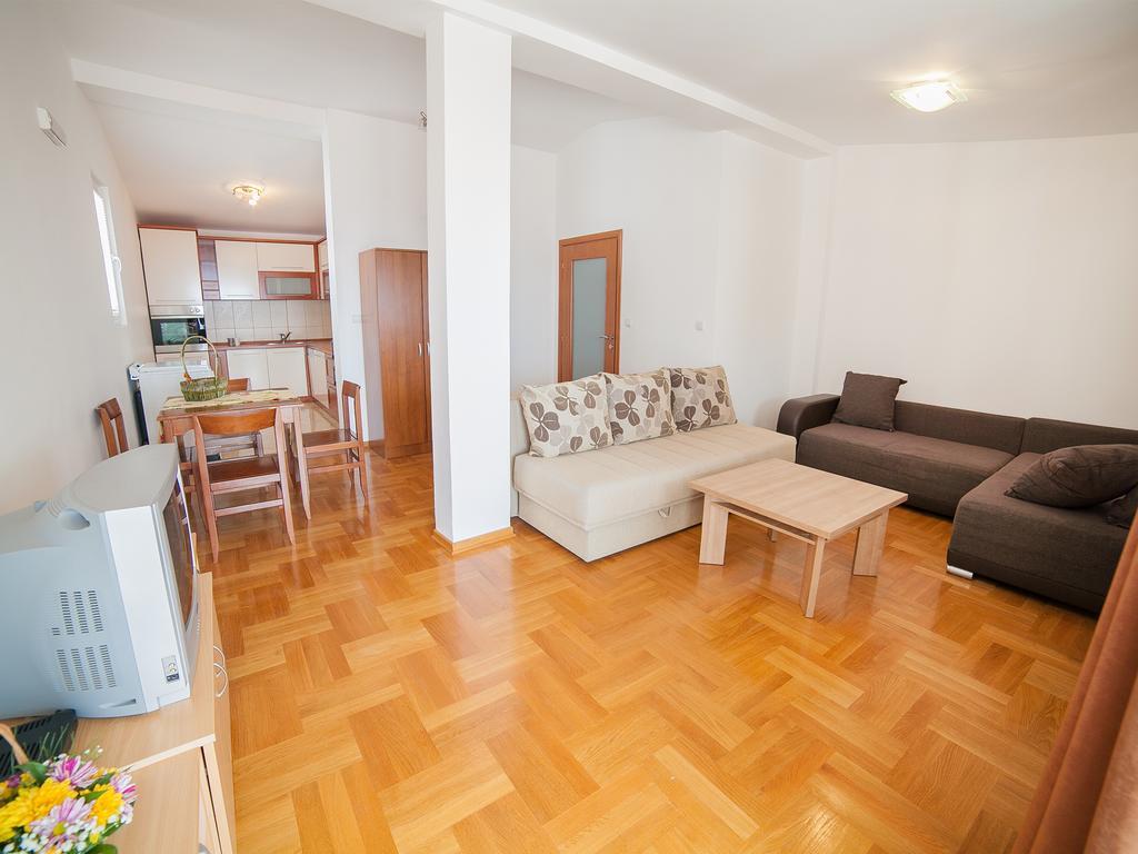 Apartments Ivan Petrovac Room photo