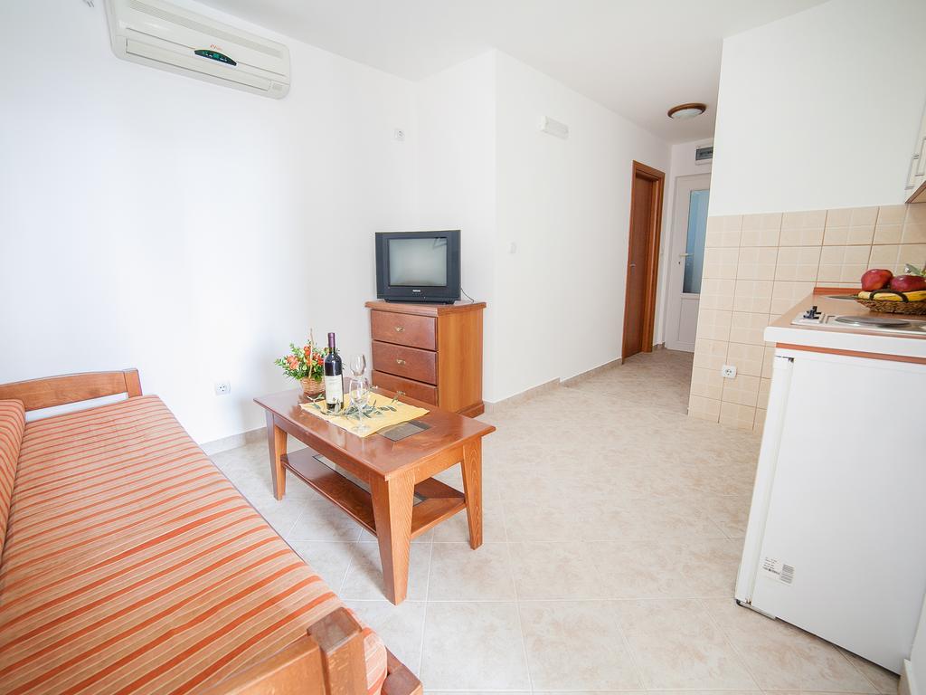 Apartments Ivan Petrovac Room photo