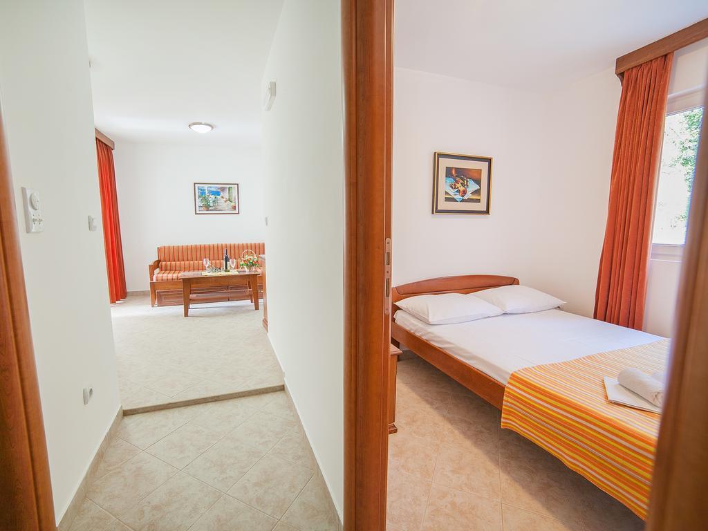 Apartments Ivan Petrovac Room photo