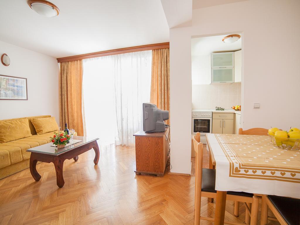 Apartments Ivan Petrovac Room photo