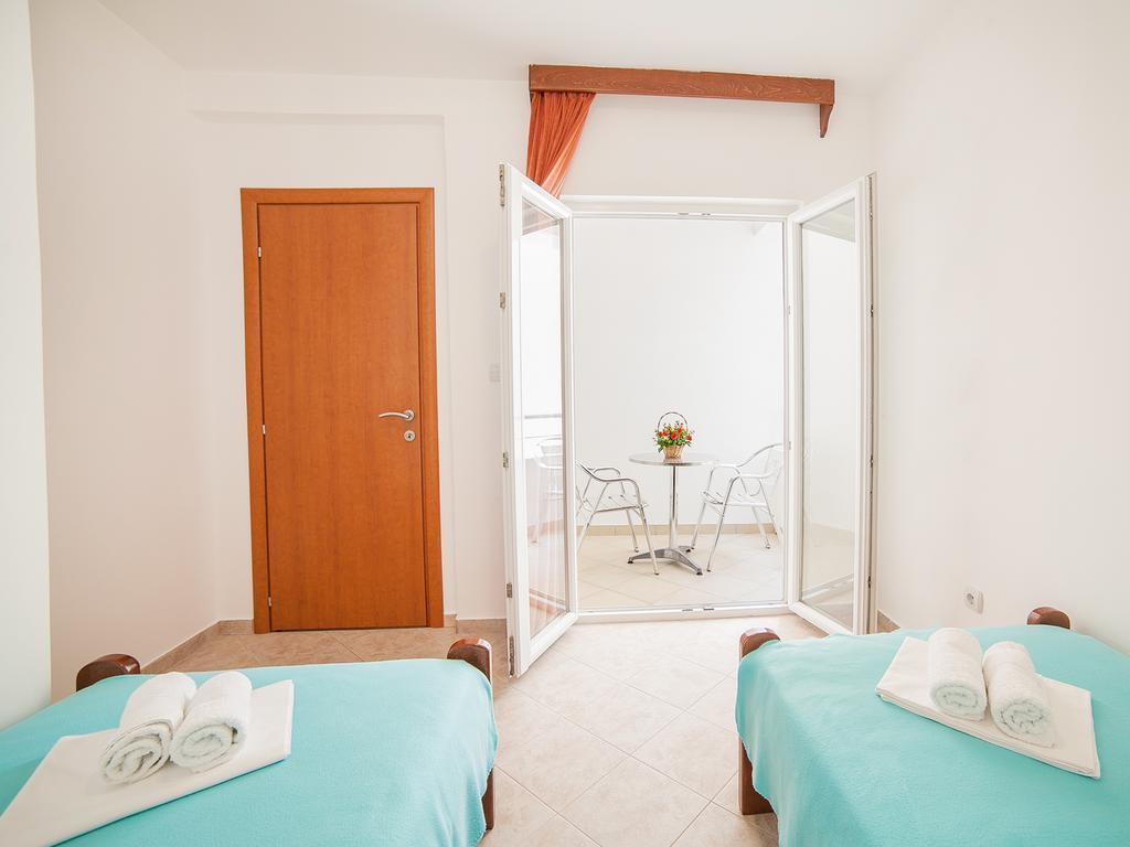 Apartments Ivan Petrovac Room photo