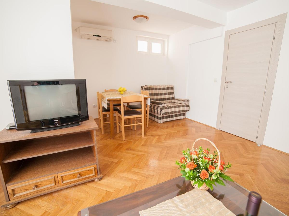 Apartments Ivan Petrovac Room photo
